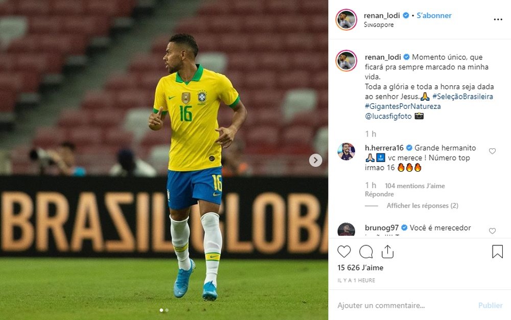 Renan Lodi vivió un momento único con Brasil. Instagram/Renan_Lodi