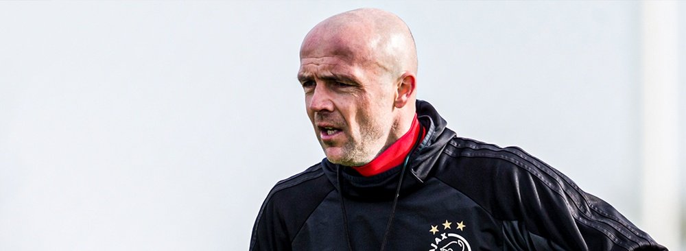 OFFICIAL: Schreuder replaces Ten Hag as Ajax coach