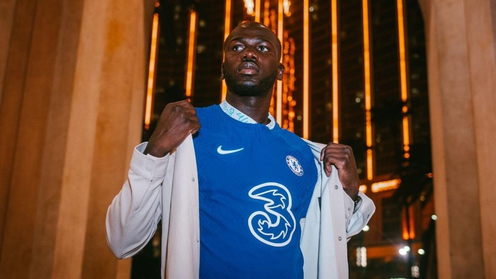 Officiel : Koulibaly signe à Chelsea ! ChelseaFC