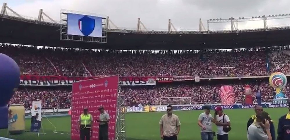 Imagen del estadio de Junior con 45.000 espectadores en la presentación de Teo Gutiérrez. Youtube