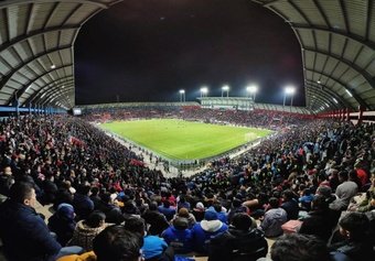 La Libertadores estrenó el estadio con más altitud de la historia: 4.083 metros y un 6-1