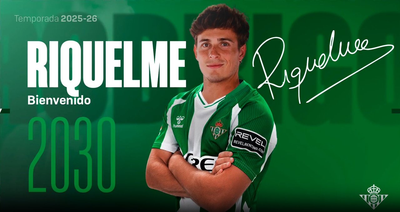 Riquelme ficha por el Betis. RealBetis