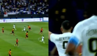 Karim Benzema ha fatto il suo debutto con la maglia dell'Al Ittihad. L'attaccante francese, attuale Pallone d'Oro, non ha deluso le attese e ha segnato un gol bellissimo dalla distanza.