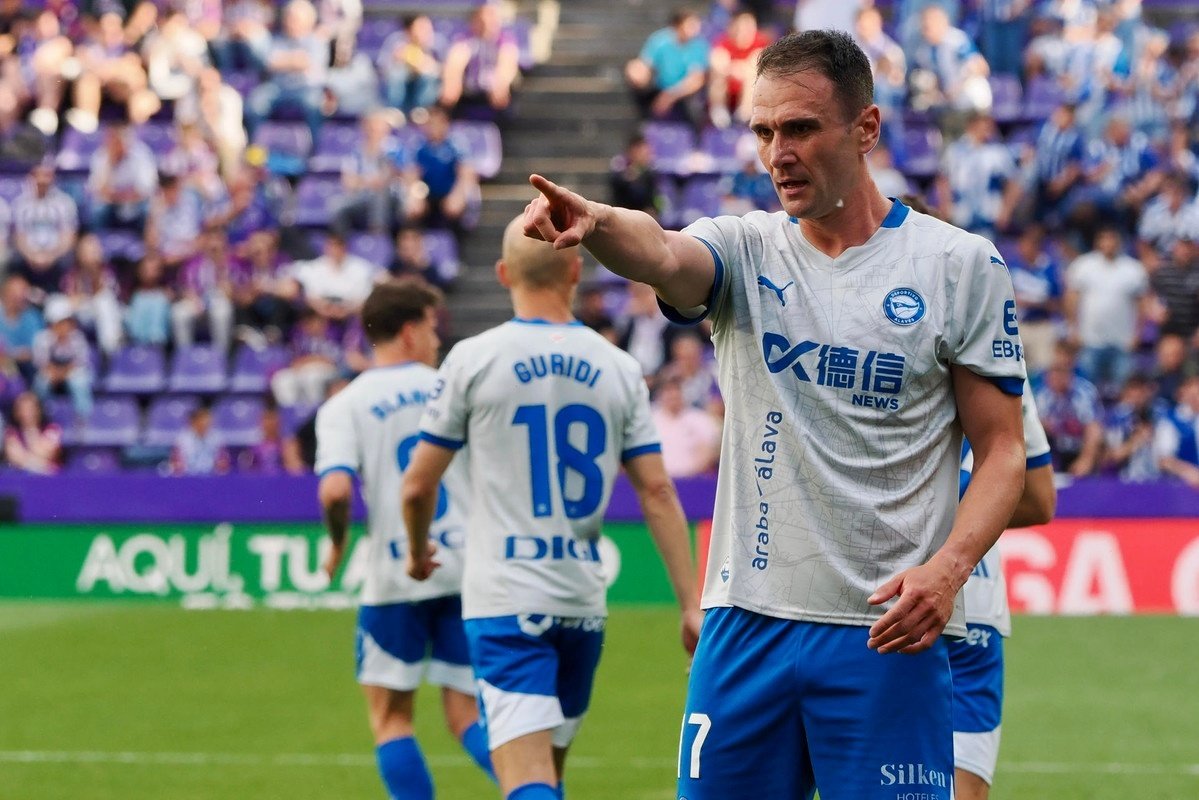 El Alavés venció por 0-1 al Valladolid. EFE