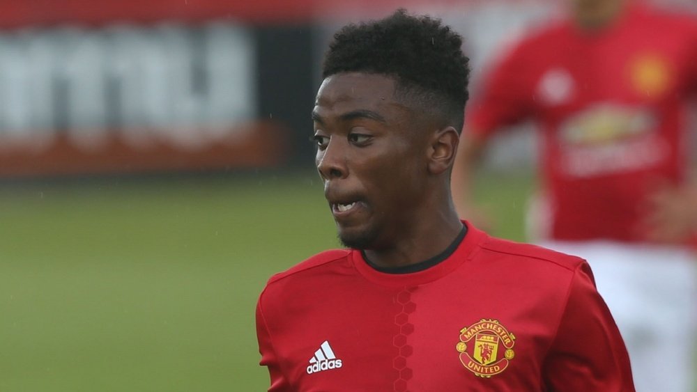 Angel Gomes, dans l'agenda du PSG. MUtd