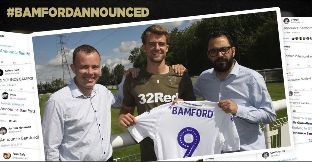 Bamford llegó para reforzar el Leeds United. Twitter/LUFC