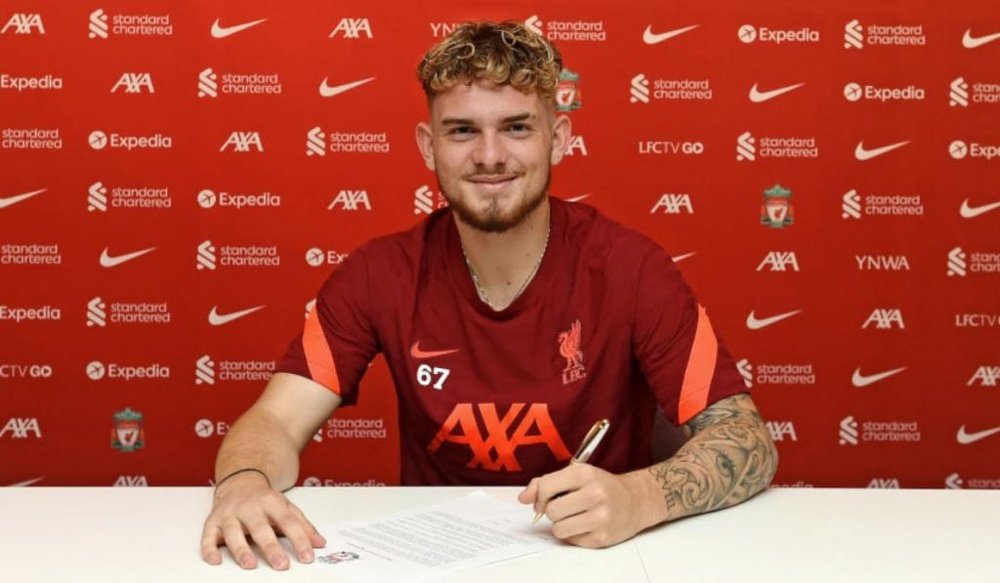 Harvey Elliott rempile à Liverpool. LiverpoolFC