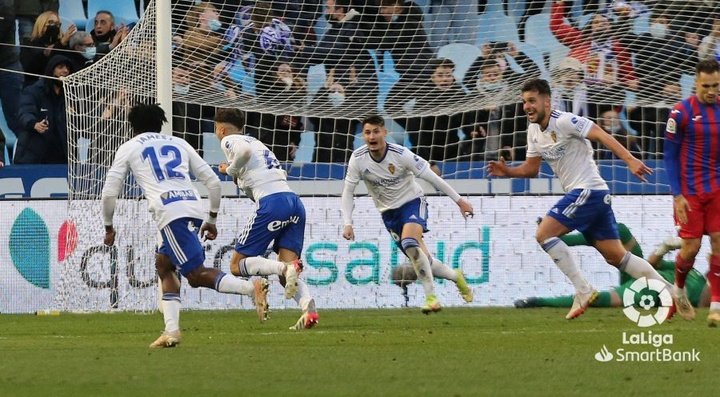 El Zaragoza anunció un positivo minutos antes de jugar ante el Sevilla