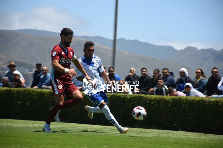 Un hincha del Tenerife B agredió a un jugador del Linares