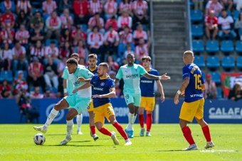 El Andorra y el Sporting protagonizaron un partido soporífero en el que ocurrieron muy pocas cosas (0-0). Al espectador le dieron más ganas de dormir que de estar atento a la contienda.