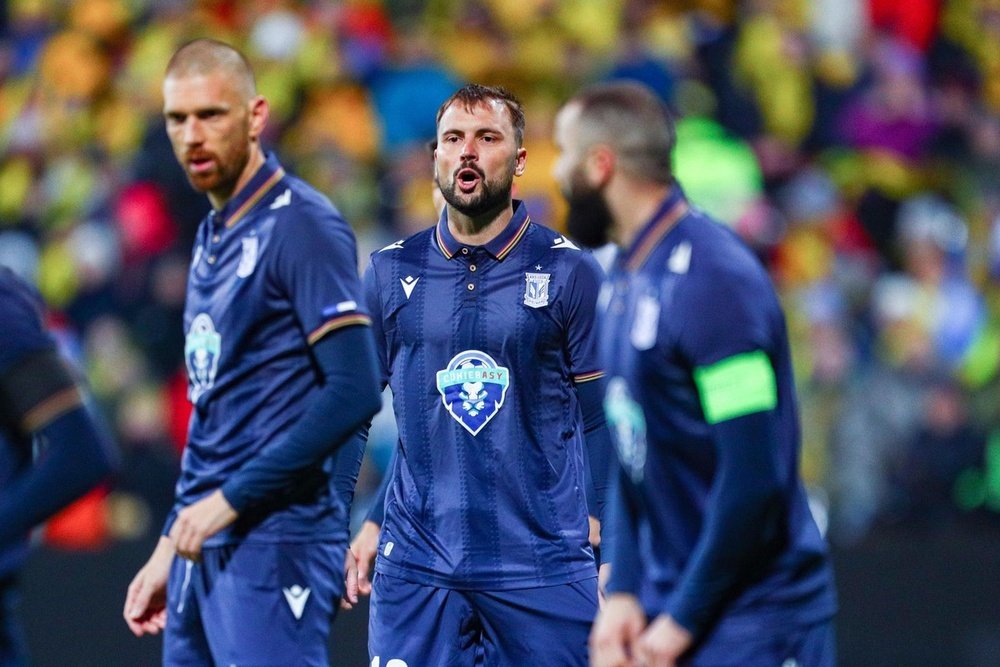 El partido se definirá en Polonia. EFE
