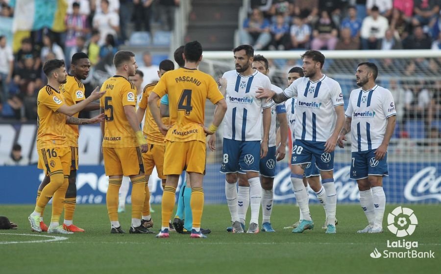 El Tenerife y la Ponferradina disputaron un partido discreto. LaLiga