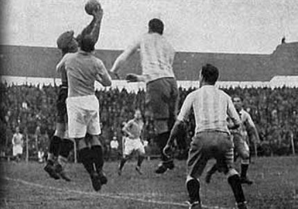 Argentina-Francia, en el Mundial 1930. AFA