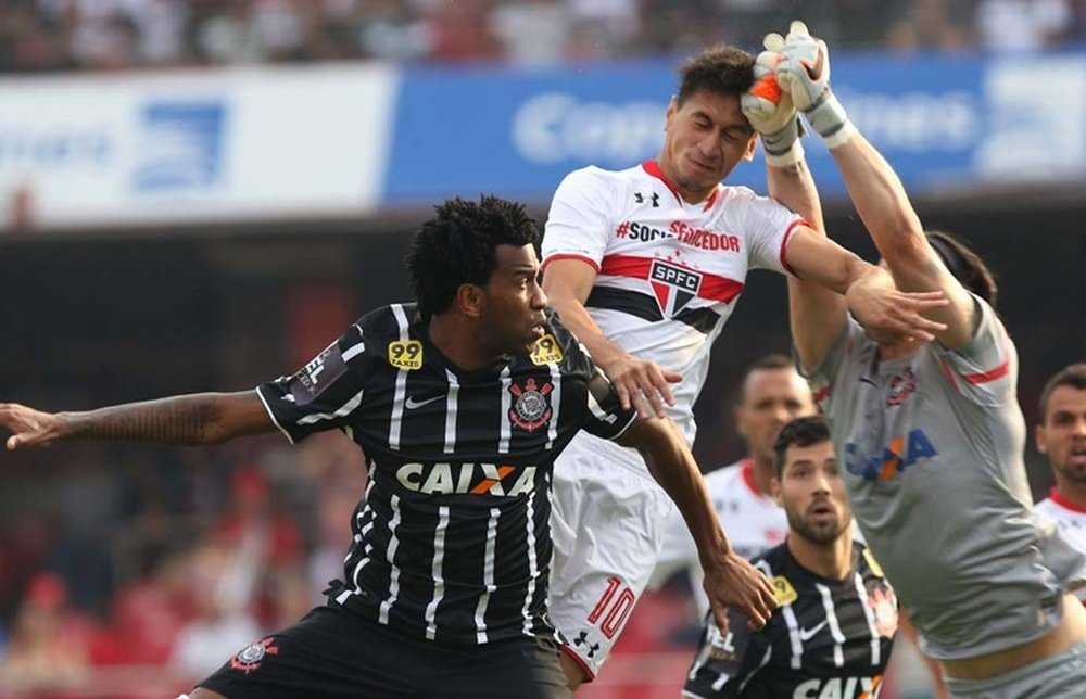 Maicon, Rodrigo e Cícero devem jogar contra o Corinthians. SaoPaulo