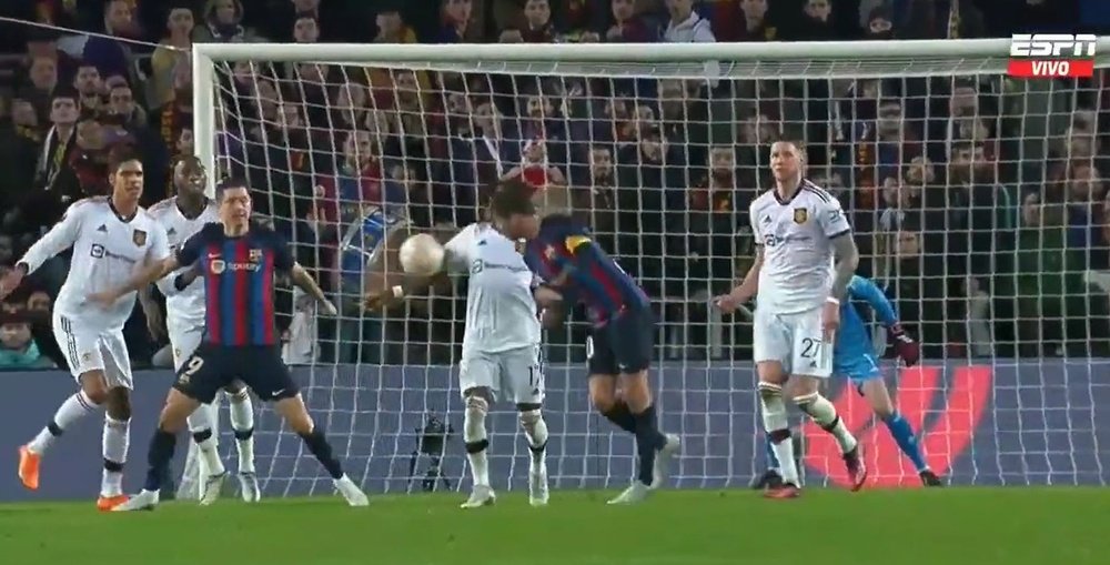 Cruyff thought Fred handballed it. Screenshot/ESPN