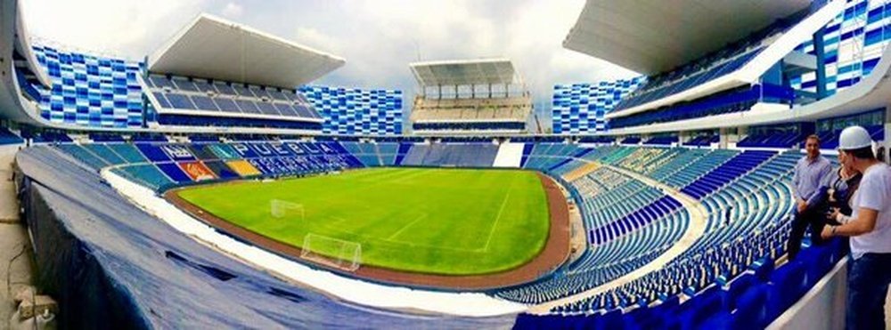 Imagen interior del nuevo estadio Cuauhtémoc. Twitter