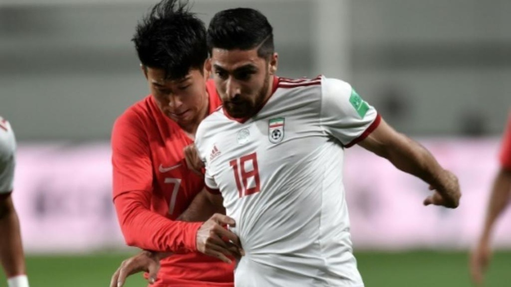Alireza Jahanbakhsh no jugará contra el Maccabi Haifa. AFP
