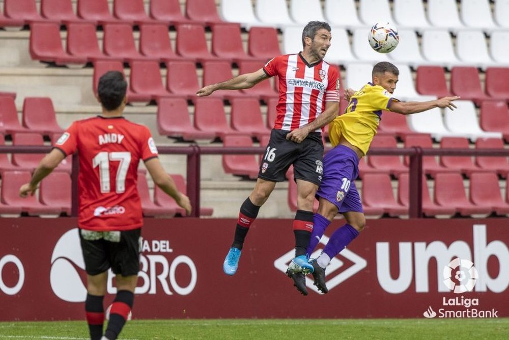 Castellón y Almería se juegan tres puntos para respirar. LaLiga