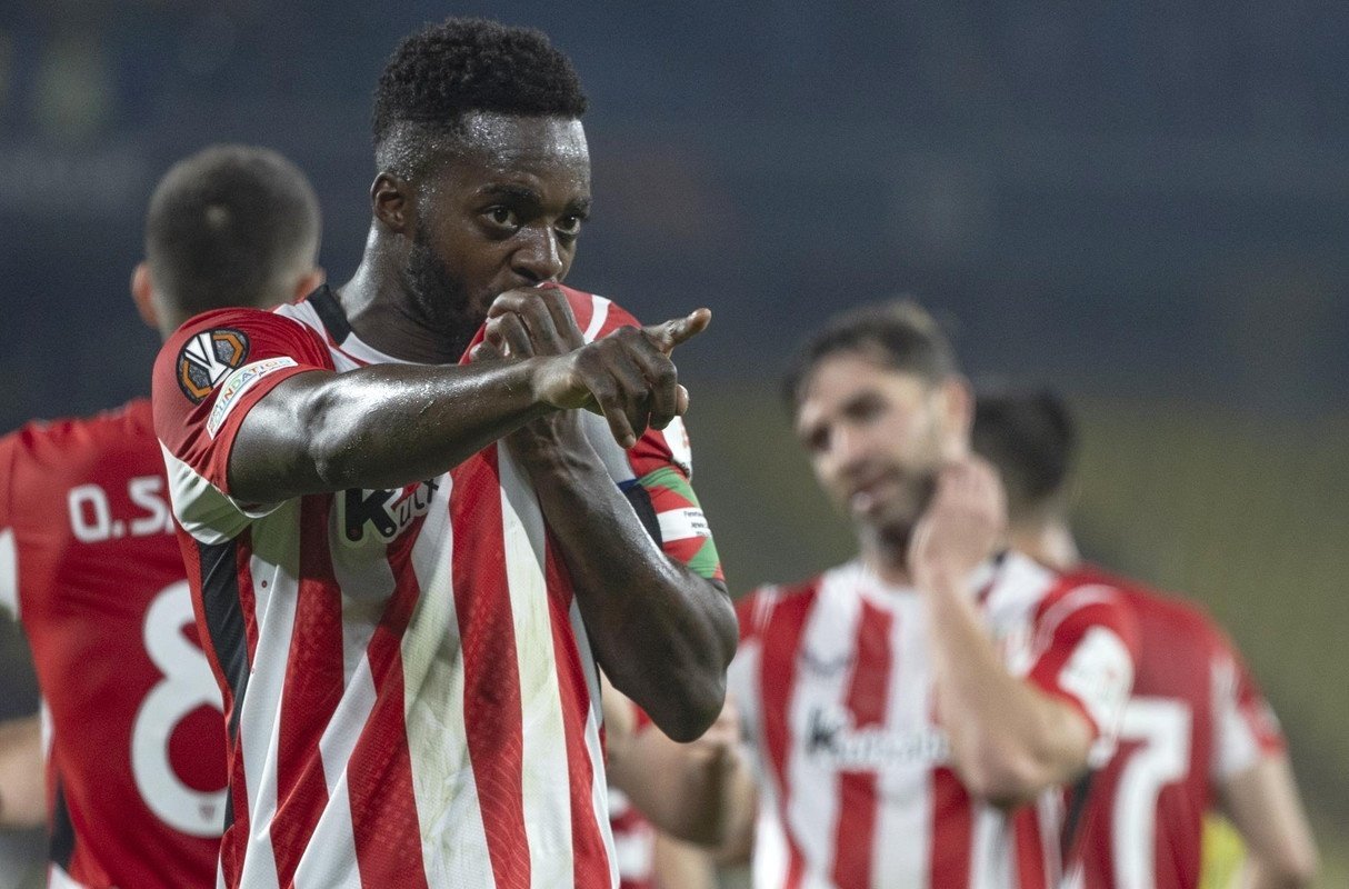 Iñaki Williams, el ídolo del líder. EFE