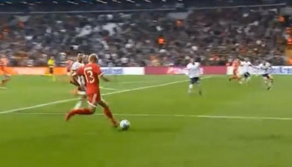 Gönül scored an own goal. Screenshot