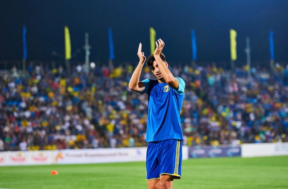 ranian midfielder Saeid Ezatolahi joins Reading on loan. Twitter/ReadingFC