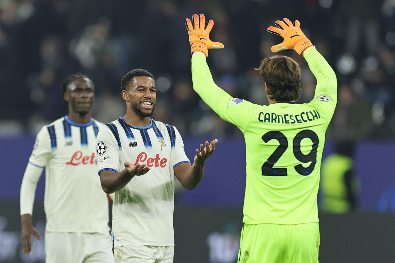 La Atalanta liquida al Eintracht en cinco minutos