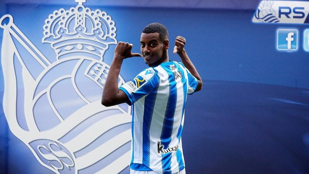 Isak no quiere comparaciones con Ibrahimovic. Twitter/RealSociedad