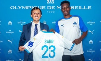 O Olympique de Marselha está trabalhando ativamente neste mercado de transferêcias. O time francês anunciou nesta terça-feira a contratação de Ismaïla Sarr, que chega procedente do Watford.