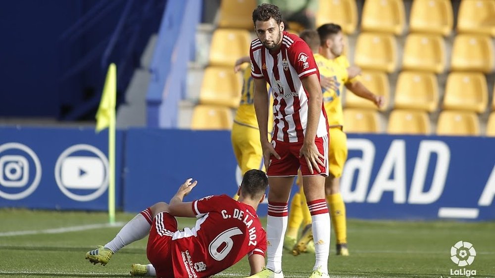 Iván Martos se rompe el ligamento cruzado anterior de la rodilla derecha. LaLiga