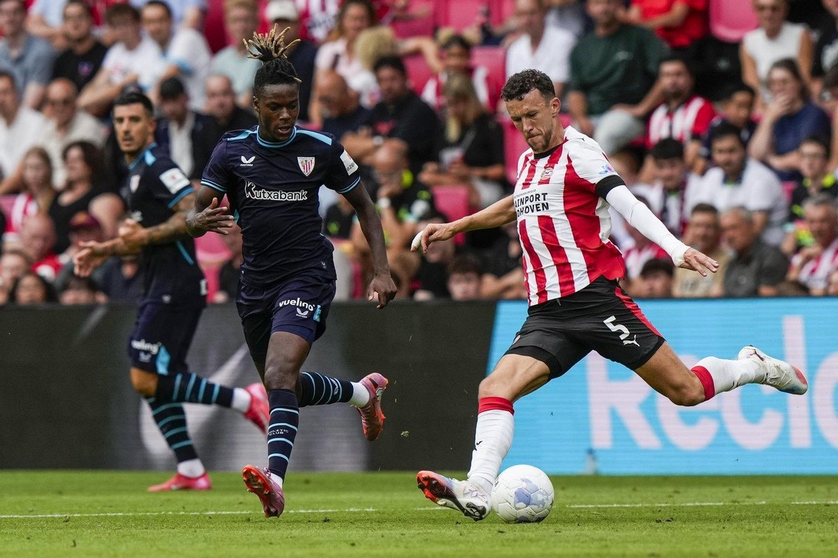 L'international espagnol a prolongé avec l'Athletic Bilbao, refusant finalement de rejoindre le Barça. Depuis, il est sur un total trois défaites en matchs de préparation. Il n'a inscrit aucun but, ni délivré de passe décisive en 188 minutes de jeu.
