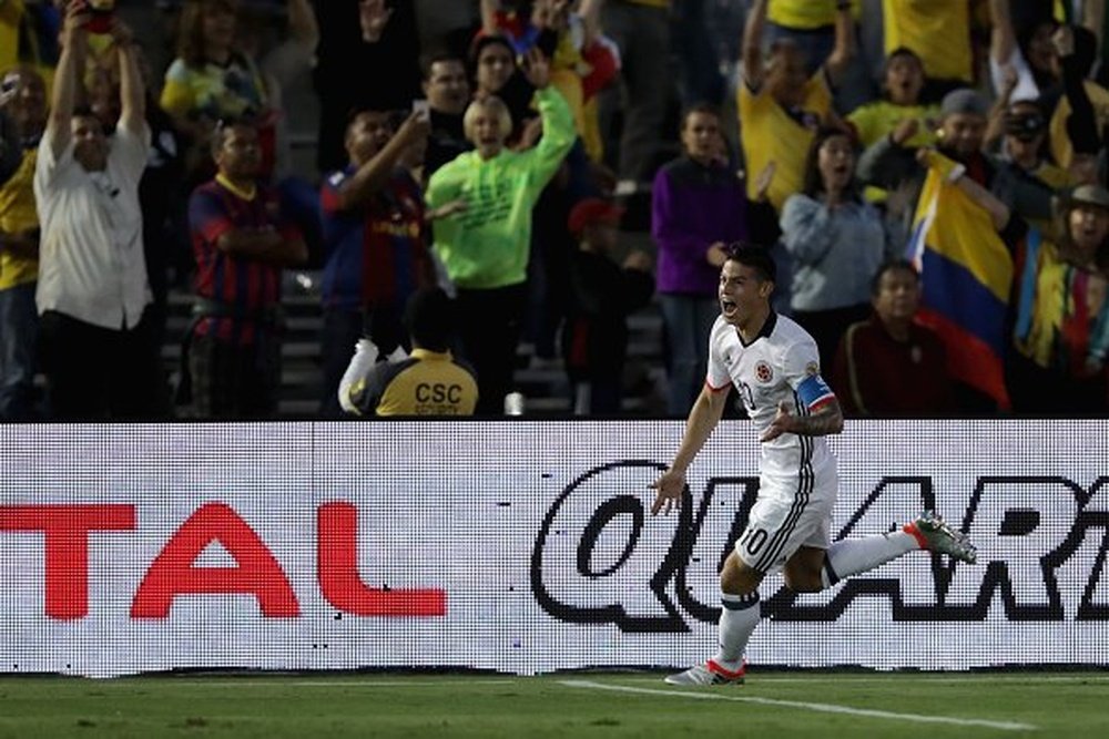 James celebra el gol que anotó ante Paraguay. ESPN