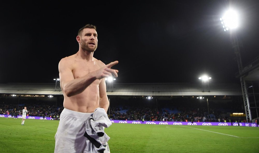 Histórico Milner: 1º en jugar en Europa con 5 clubes ingleses. EFE