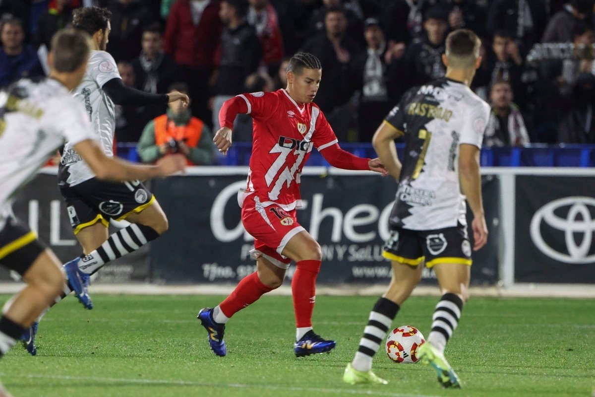 James Rodriguez résilie son contrat avec le Rayo Vallecano