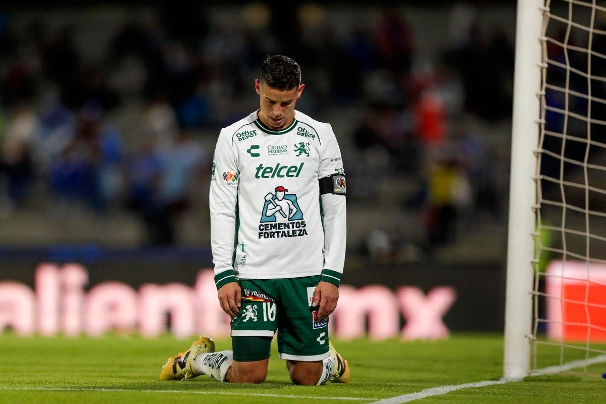 Cruz Azul le niega el pase a James