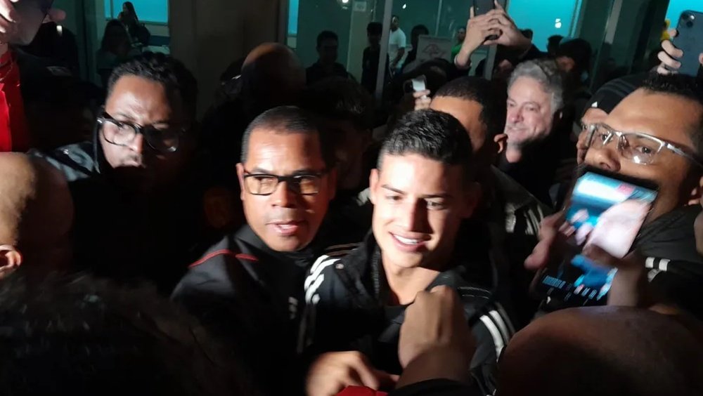 James Rodríguez é recebido com festa em São Paulo. CapturaGloboEsporte
