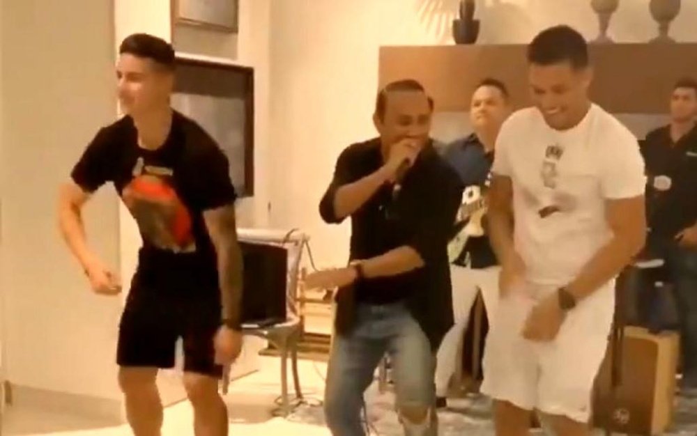 Teo y James mostraron sus dotes de baile. Instagram/wilfrancastillo