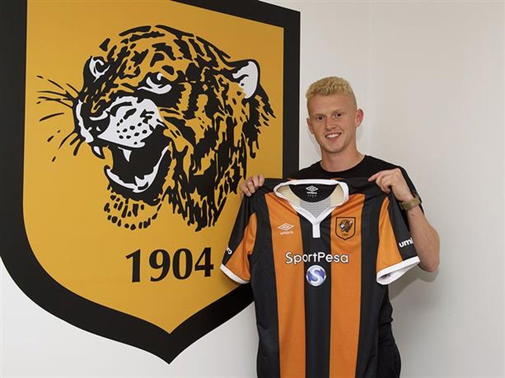 James Weir poses with the Hull City shirt. HullCityTigers