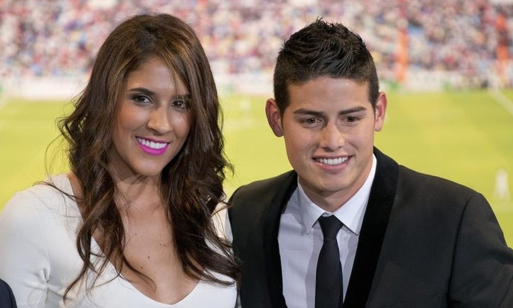 La ex mujer de James defendió su profesionalidad