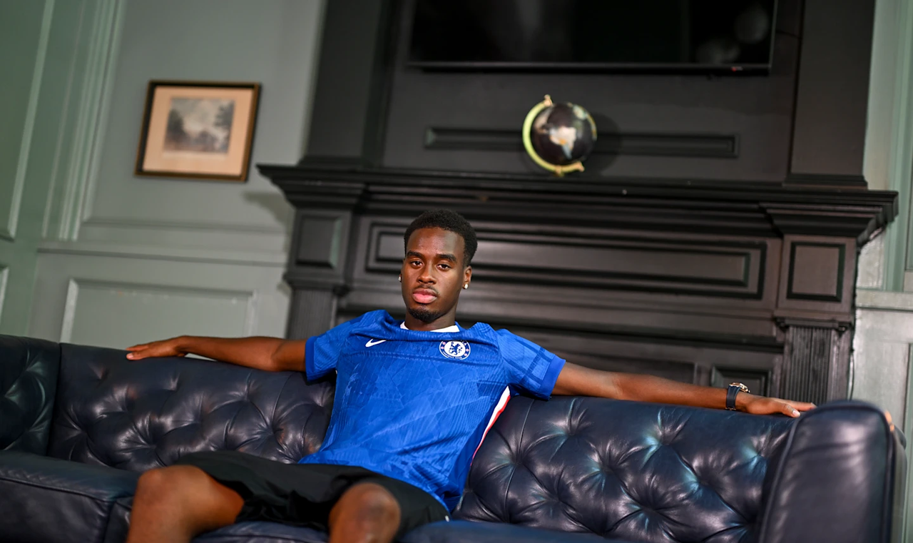 OFICIAL: Bynoe-Gittens, más verticalidad para el Chelsea