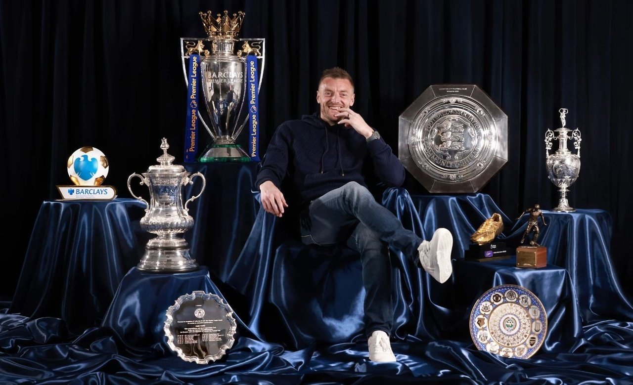 Vardy lo deja con cerca de 500 partidos y 200 goles. LCFC