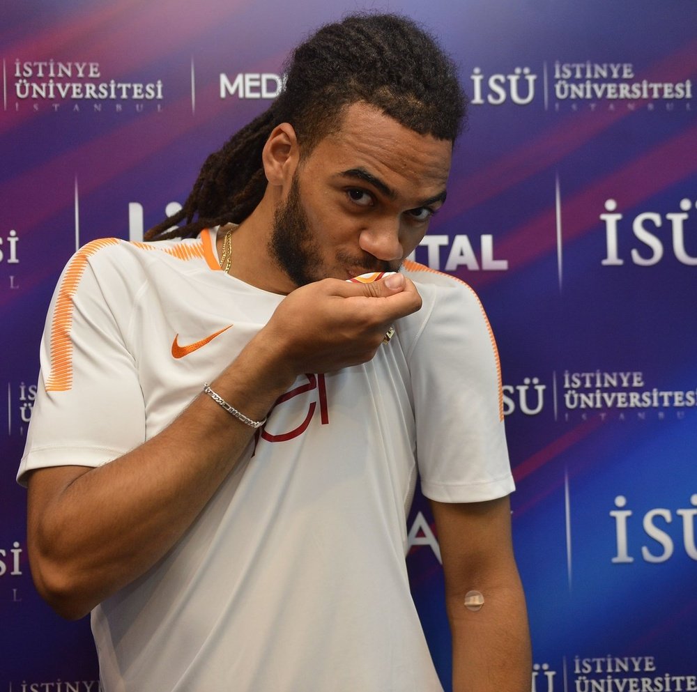 Denayer has joined Galatasaray on loan for the second time in his career. Twitter/Galatasaray