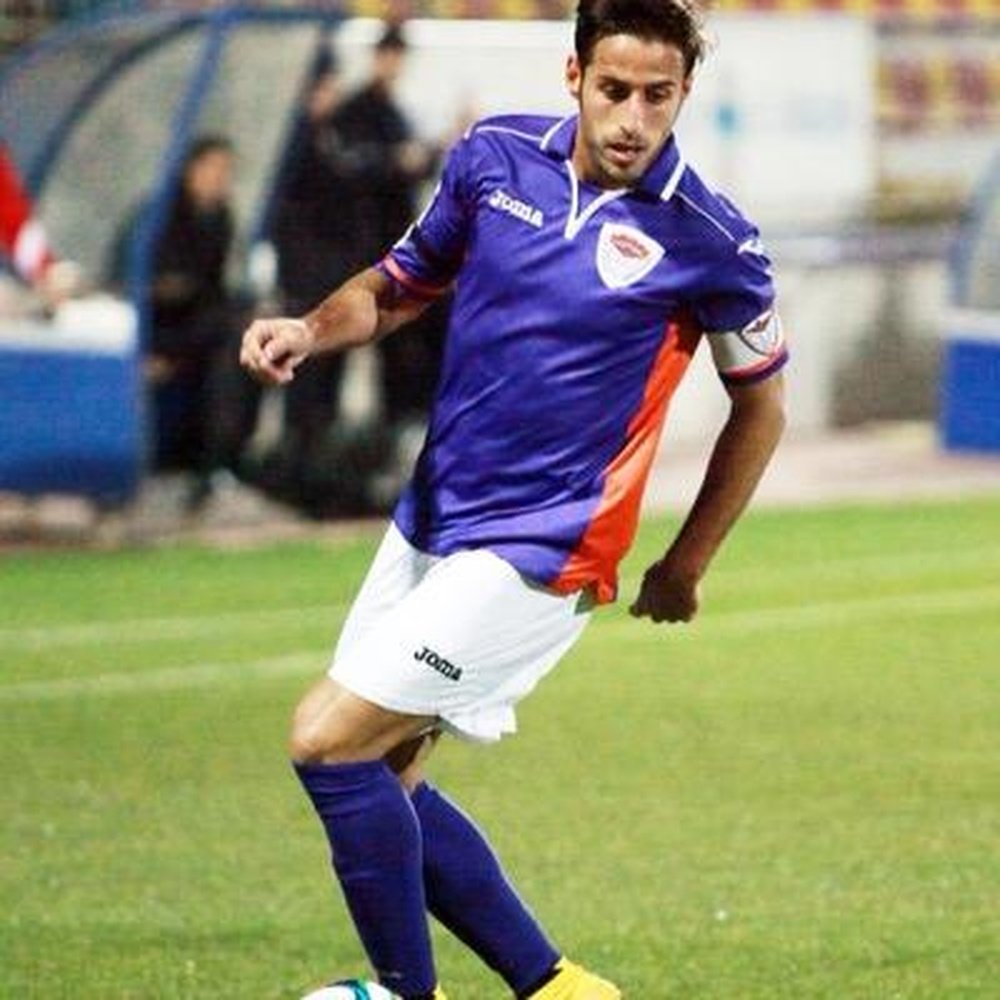 Javi López. defendiendo los colores del Deportivo Guadalajara. Twitter