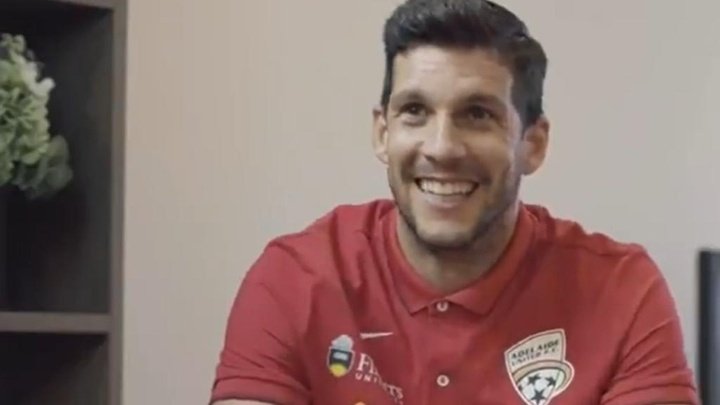 Javi López continúa en el Adelaide United