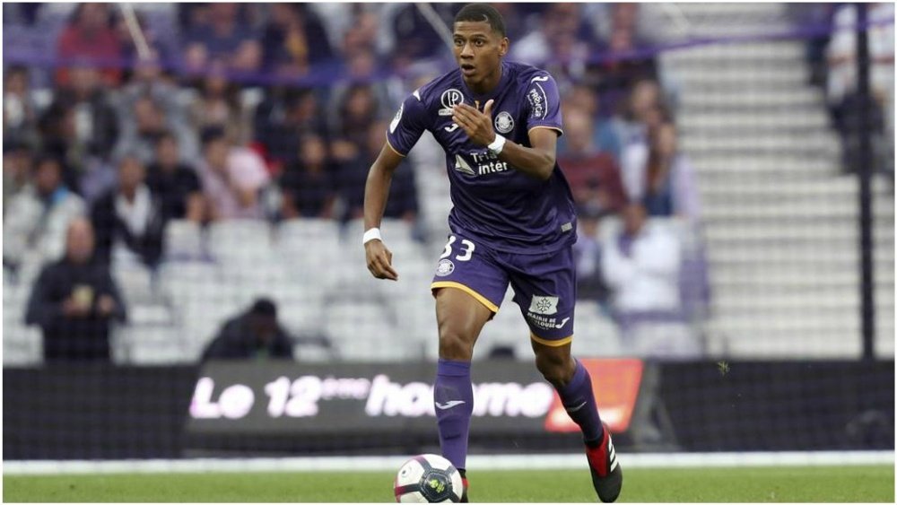 Todibo est tout proche de Barcelone. AFP