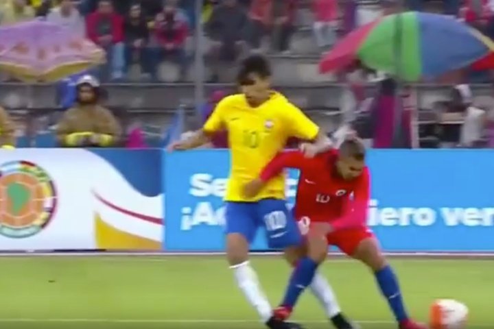 La salvaje entrada de un jugador de Chile en el Sudamericano Sub 20
