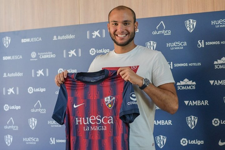 Jérémy Blasco es nuevo futbolista de la SD Huesca. SDHuesca