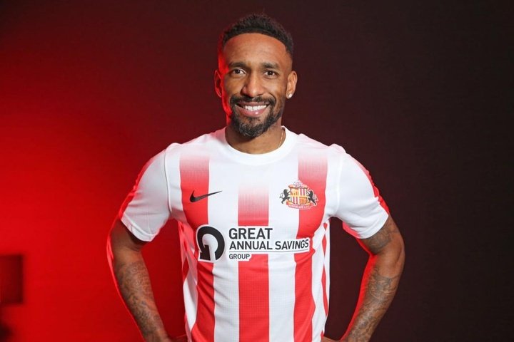 El Sunderland le da a Defoe su 