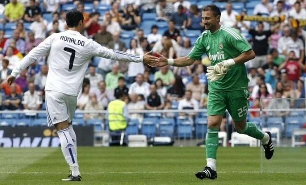 Parole dure quelle del portiere polacco Dudek. EFE