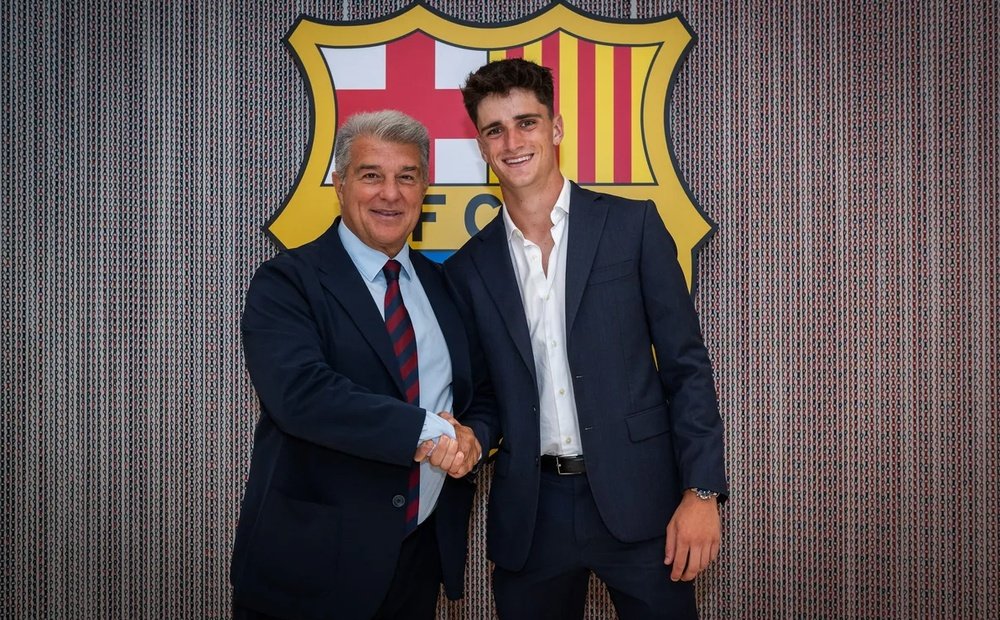 Pau Victor will play for Barcelona until June 2029. Screenshot/FCBarcelona