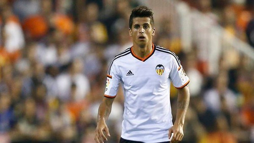 Chelsea have emerges as favourites to sign Joao Cancelo from Valencia. Twitter